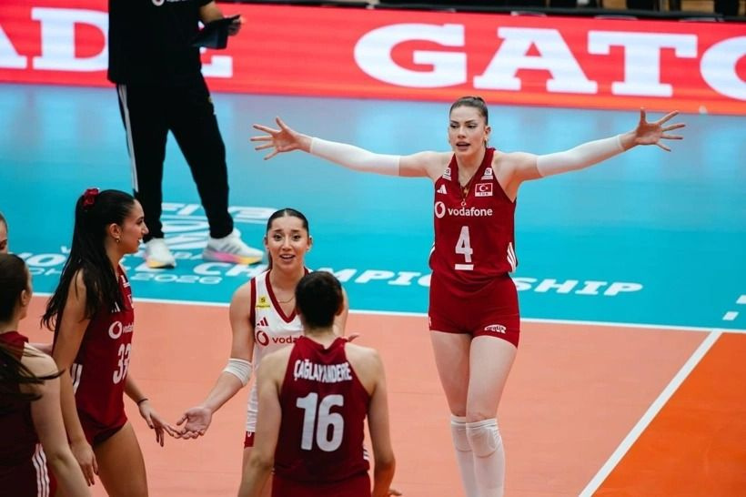 Ne yaptınız kızlar bu ne hal: Ne yazık ki milli takım yıkıldı - Fotoğraf: 6