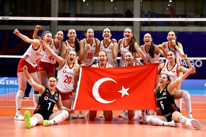 Yaktınız bizi kızlar: Milli takım gönüllerin şampiyonu! - Fotoğraf: 10