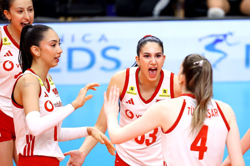 Yaktınız bizi kızlar: Milli takım gönüllerin şampiyonu! - Fotoğraf: 4