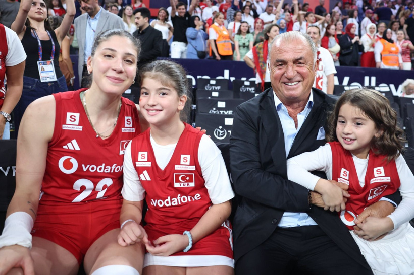 İlkin Aydın'ı görünce hıçkıra hıçkıra ağladı: Fatih Terim kendini kaybetti! - Fotoğraf: 11