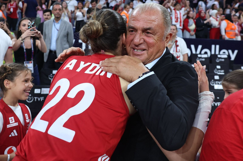 İlkin Aydın'ı görünce hıçkıra hıçkıra ağladı: Fatih Terim kendini kaybetti! - Fotoğraf: 3
