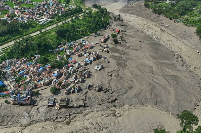Nepal'de selde can kaybı 734'e çıktı: HES'ler mezar oldu işçiler tünellerde mahsur - Fotoğraf: 2