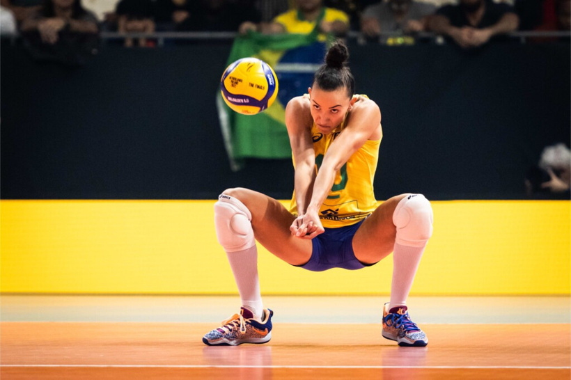 Ünlü voleybolcu seçimde kime oy vereceğini açıkladı - Fotoğraf: 11