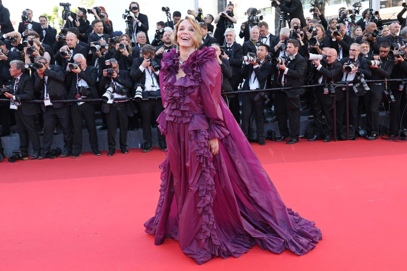 Cannes Film Festivali başladı: Kırmızı halıda yıldızlar geçidi! - Resim : 1