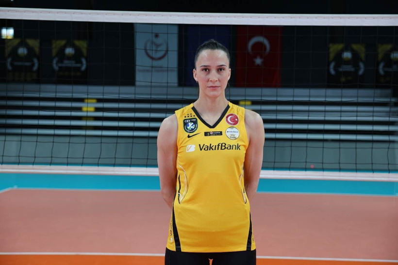 VakıfBank resmen açıkladı: Ne yapacak şimdi Zehra Güneş! - Fotoğraf: 8