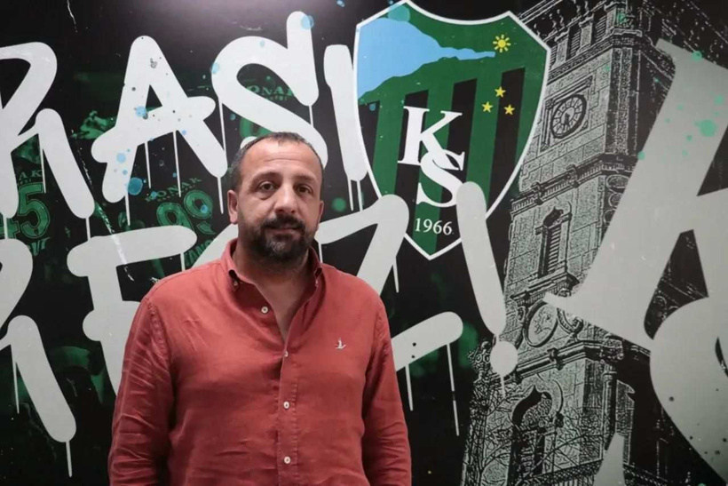 Süper Lig ekibinde sürpriz istifa: Artık taraftar olacak - Resim : 1