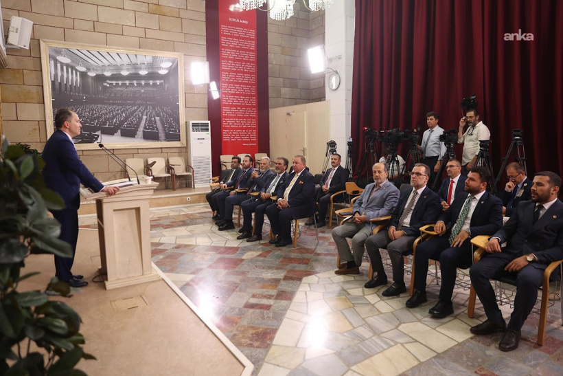 Erbakan'dan iktidara ağır NATO eleştirisi: Masaya ev sahibi oturduk, garson kalktık! - Resim : 1