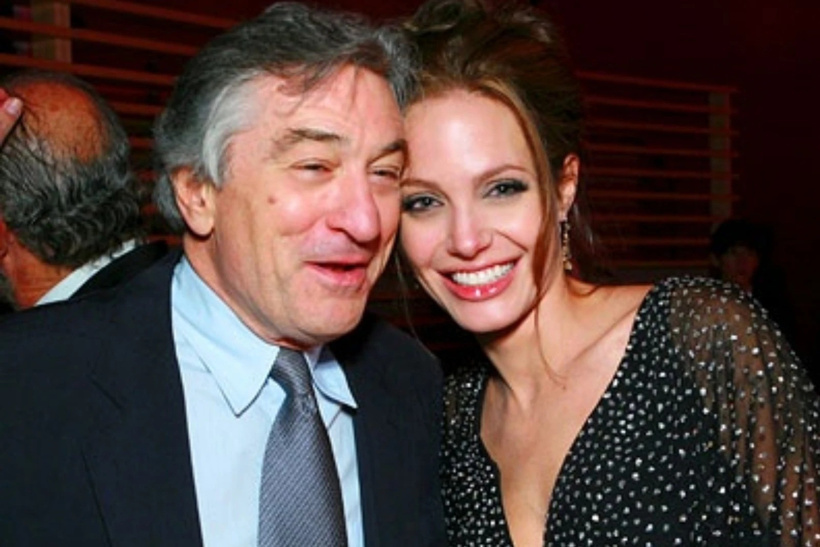 Hollywood'u sarsan skandal! Angelina Jolie ve Robert De Niro'nun özel bilgileri sızdırıldı - Resim : 1