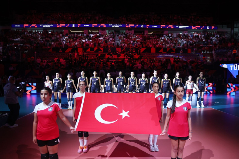 Santarelli kararını resmen açıkladı! Filenin Sultanları Macaristan karşısında: Saat kaçta hangi kana - Fotoğraf: 7