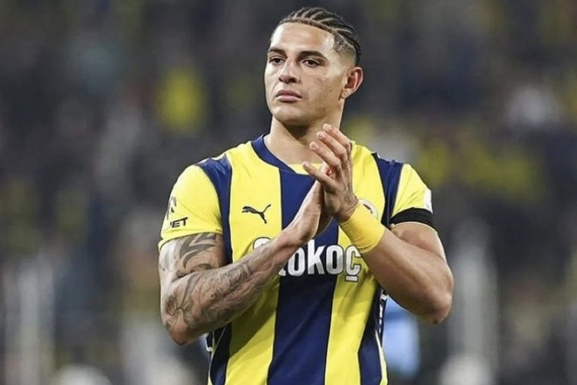 Fenerbahçe'de bir ayrılık daha: Anlaşma tamam o da gidiyor - Resim : 2