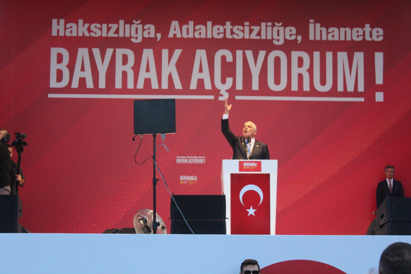 Dervişoğlu’ndan Öcalan tepkisi: İstediğinizi hücrede dilediğinizi villada yatırma yetkisini kimden alıyorsunuz - Resim : 3
