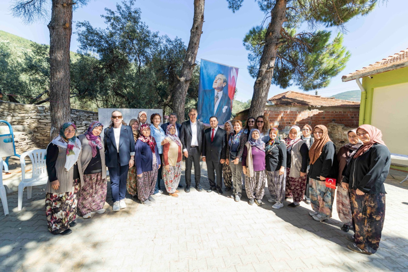 Kızıloba İlkokulu baştan aşağı yenilendi: Çocuklar yeni okullarına kavuştu - Resim : 5