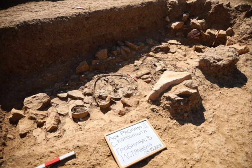Elit savaşçının mezarı 2 bin 600 yıl sonra eksiksiz bulundu: Yüzünü altınla örtüp gömmüşler - Resim : 2
