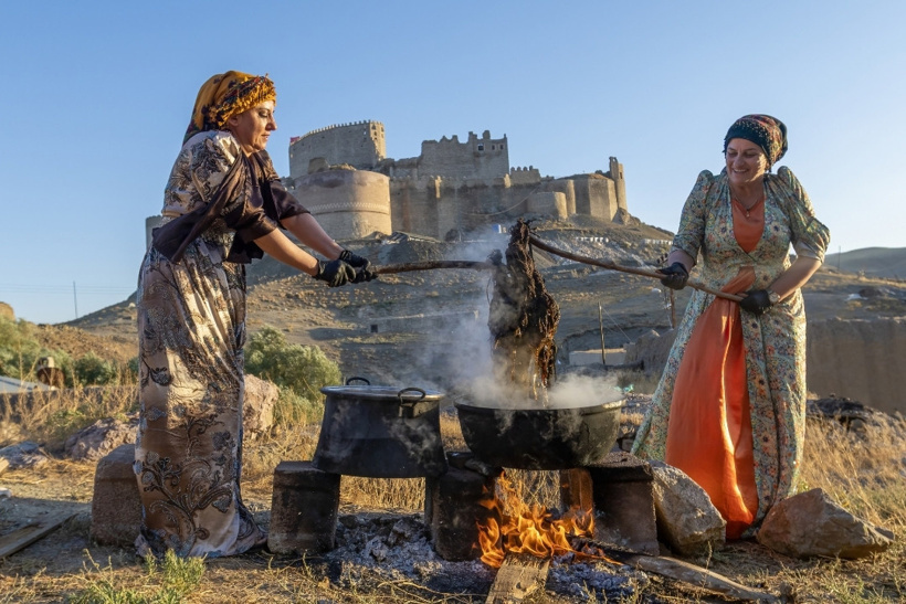 Yayladan tarihi motiflere: Geleneksel yöntemlerle Van'da ilmek ilmek işleniyor - Fotoğraf: 7