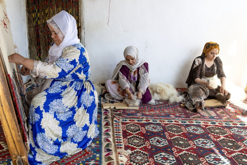 Yayladan tarihi motiflere: Geleneksel yöntemlerle Van'da ilmek ilmek işleniyor - Fotoğraf: 6