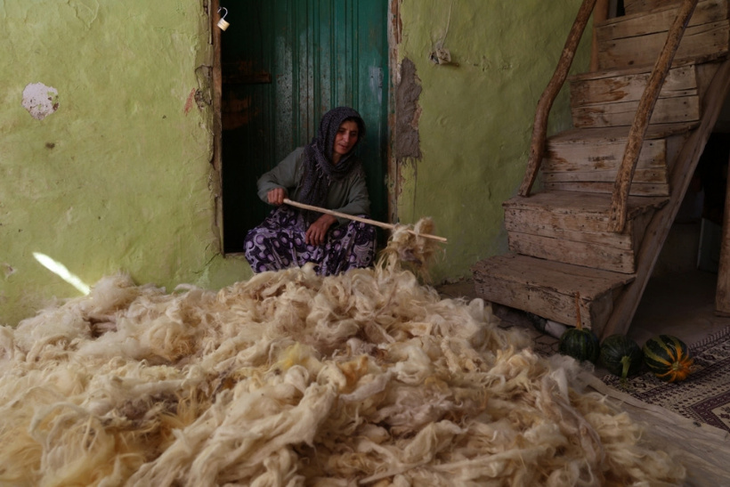 Yayladan tarihi motiflere: Geleneksel yöntemlerle Van'da ilmek ilmek işleniyor - Fotoğraf: 5