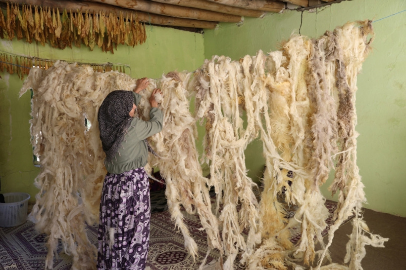 Yayladan tarihi motiflere: Geleneksel yöntemlerle Van'da ilmek ilmek işleniyor - Fotoğraf: 4