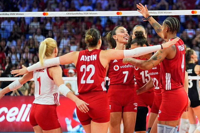 Filenin Sultanları'nı Ömer Koç yemekte ağırladı: Rahmi Koç'un primi dudak uçuklattı - Fotoğraf: 6