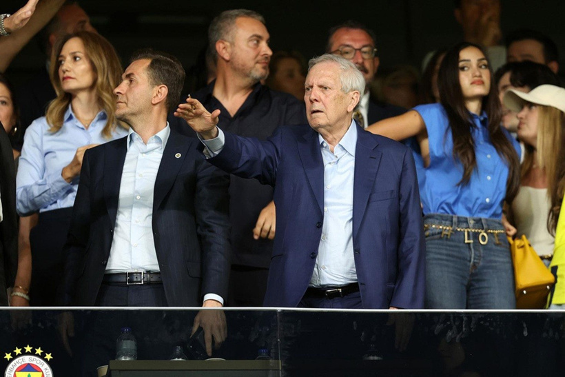 Aziz Yıldırım 50 milyon euroyu masaya koydu: 13 maçta 14 gol attı - Fotoğraf: 2