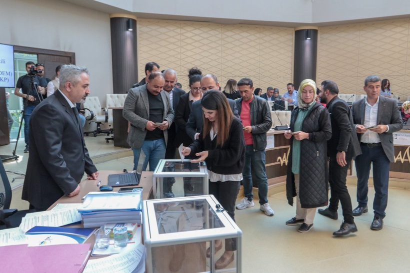 Zeydan, Kayyum Belediyesi'nin Borcunu Açıkladı