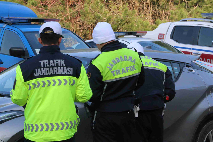 jandarmadan-zorunlu-kis-lastigi-deneti-448728-132504-1.jpg