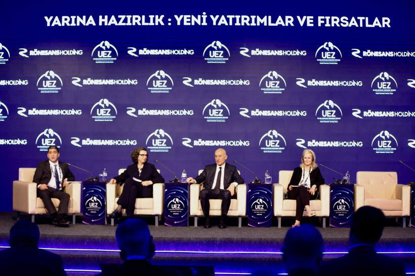 aa-20250418-37670037-37670030-uluslararasi-ekonomi-zirvesi.jpg