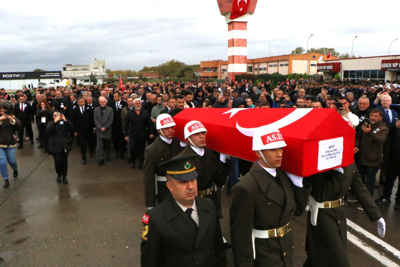 sehit-agabeyinin-cenazesini-asker-selam-1015001-301037.jpg