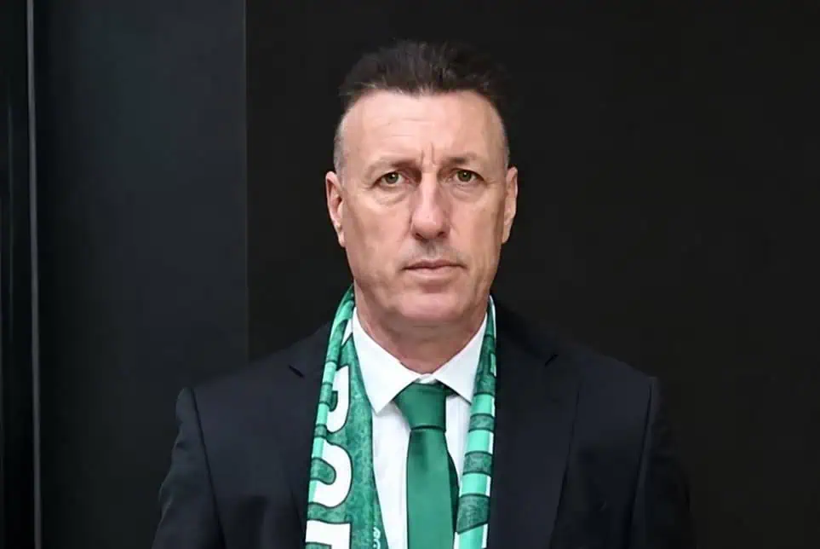 Kocaelispor'da yeni sezon öncesi sürpriz ayrılık: Başkan telefonla arayıp kararını bildirdi - Resim : 1