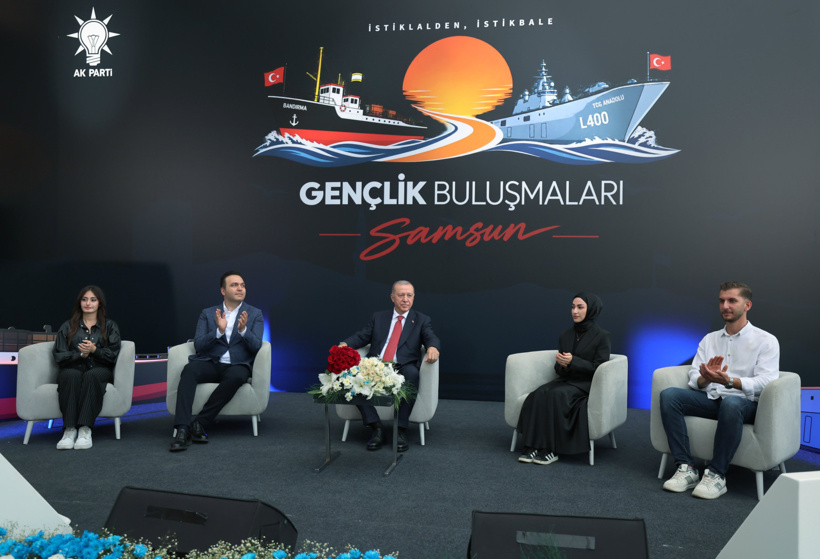Erdoğan NATO zirvesinde liderlere hediye ettiği silahla ilgili ilk kez konuştu - Resim : 1