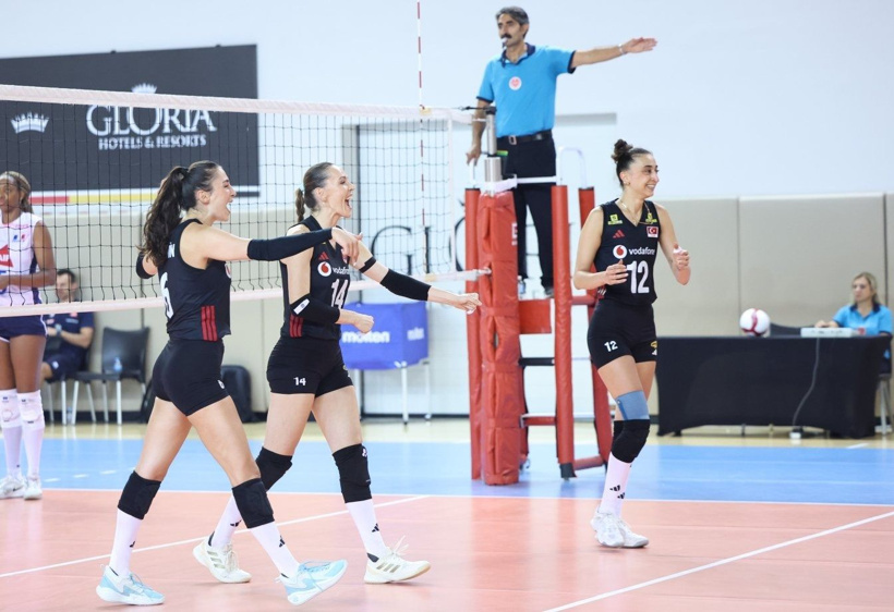 Yine kazandık yine kazandık: Sıradaki gelsin! İşte Filenin Sultanları maç takvimi - Fotoğraf: 2