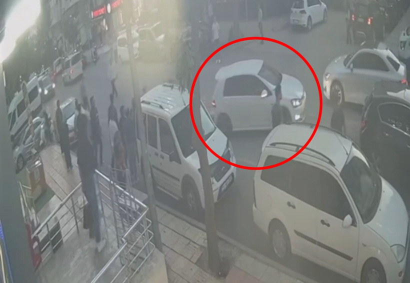 21 aylık bebek balkondan düştü: O anlar kamerada - Resim : 4