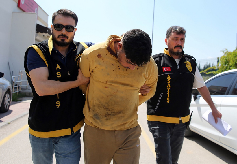 Adana'da polise silahlı saldırı: Önce vurdu, sonra “Pişmanım” dedi - Resim : 1