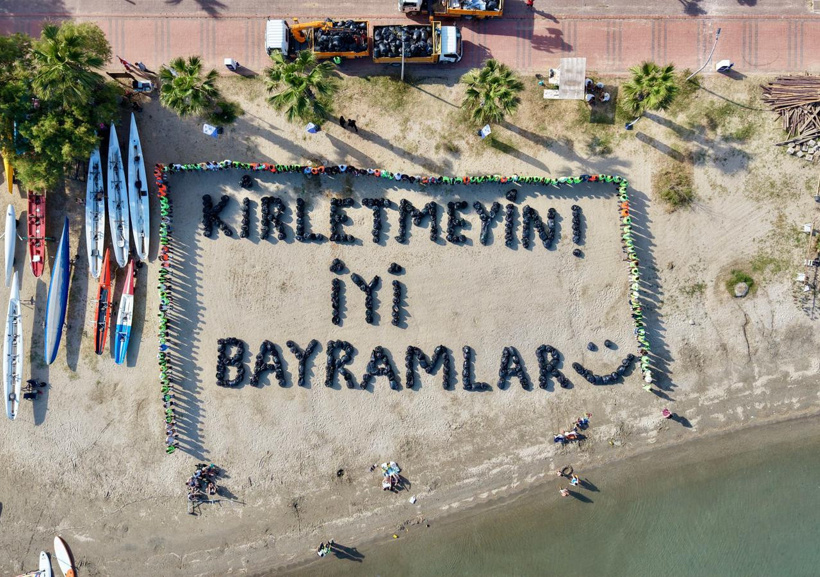 Denizden çıkardıklarına kendileri de inanamadı: Önünde fotoğraf çektirdiler - Resim : 5