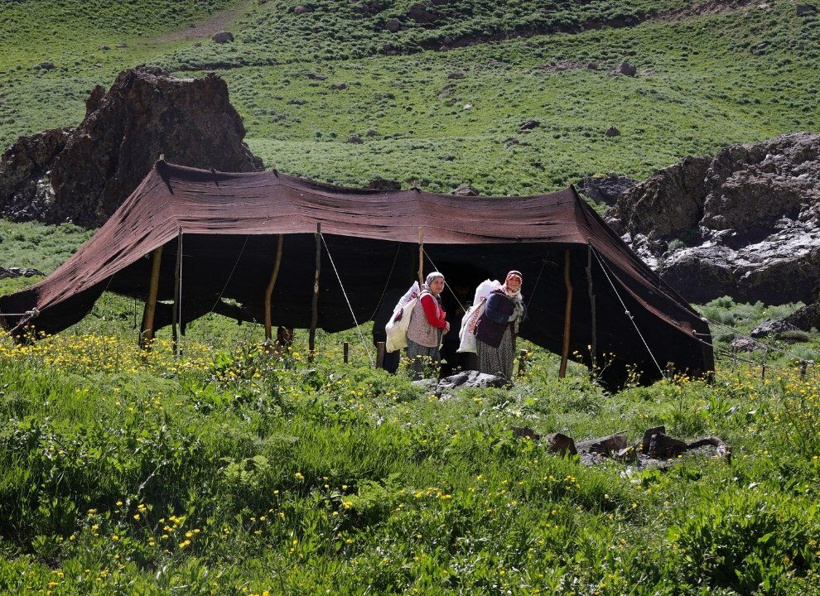 Bir tarafı cennet, öbür tarafı cehennem: Burada dört mevsim aynı anda yaşanıyor - Fotoğraf: 8