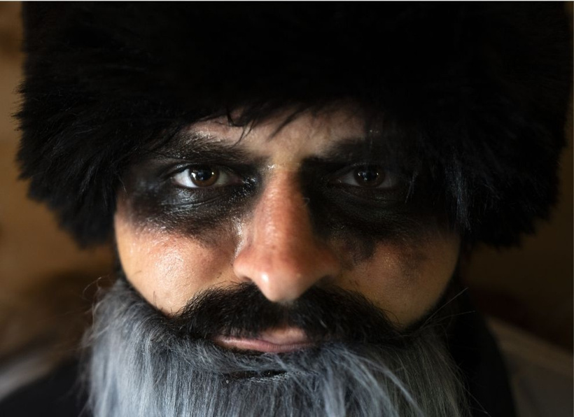150 yıldır bu köyde yapılıyor: Yüzlerine maske takıp kız kaçırmak için kapı kapı dolaşıyorlar - Fotoğraf: 2