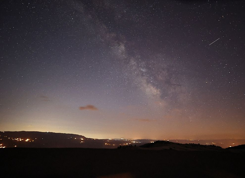 Türkiye'nin üzerine adeta ışık yağdı: Perseid meteor yağmuru nefes kesti - Fotoğraf: 6
