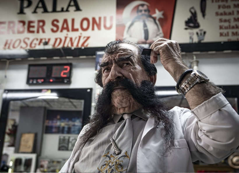 Horasanlı Pala'nın bıyıkları 1,5 metreye ulaştı: 70 yıldır kesmiyor, sırrını kimseye söylemiyor - Fotoğraf: 15