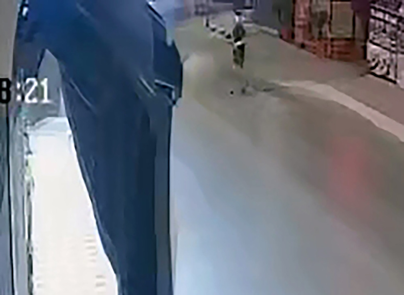İş yerine kurşun yağdıran 2 çocuk tutuklandı: Biri ateş etti diğeri videoya çekti - Resim : 5