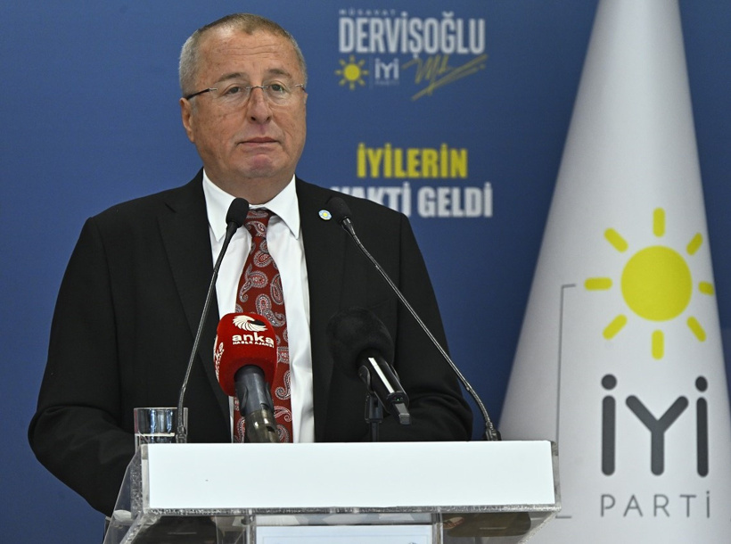 İYİ Partili isme mahkeme salonundaki fotoğraf nedeniyle fezleke - Resim : 1