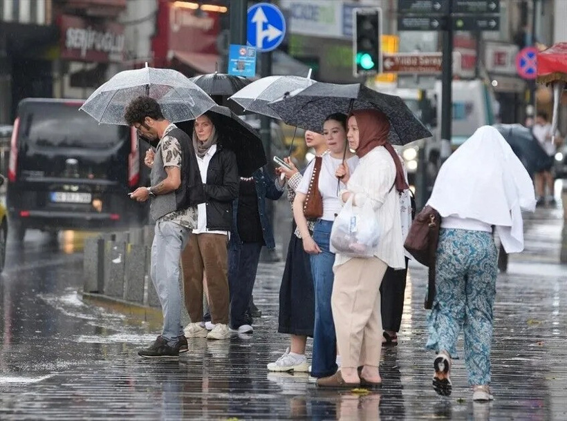 İstanbul’da yağmurun şakır şakır yağacağı tarihi açıkladı - Resim : 3