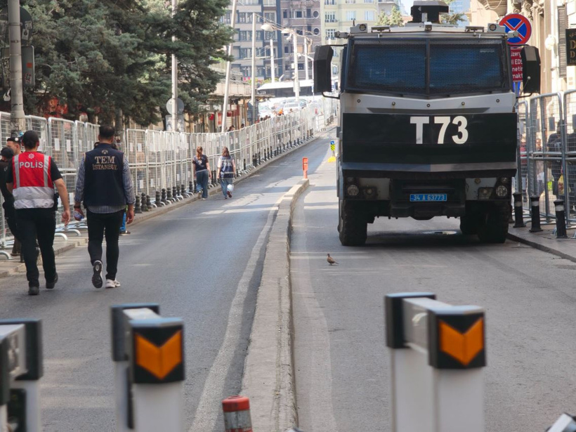 Ablukaya alınan Taksim'de Gezi anması - Resim : 2