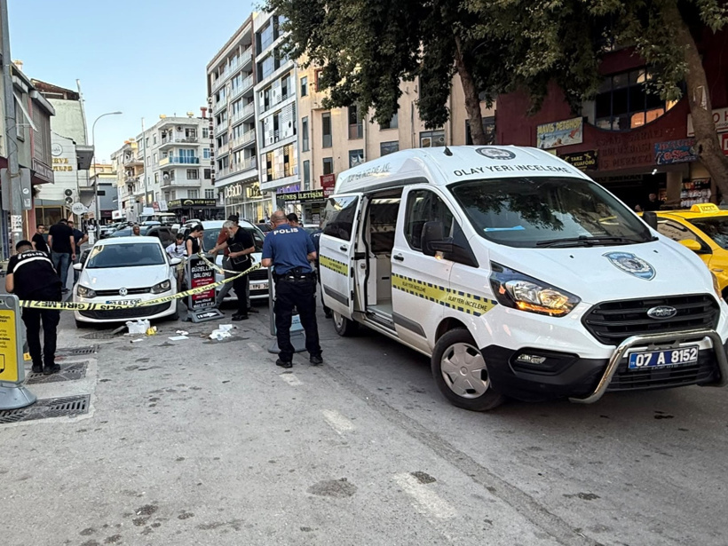 Doğum günü pastasıyla yürürken silahlı saldırıya uğradı! Saldırgan her yerde aranıyor - Resim : 1