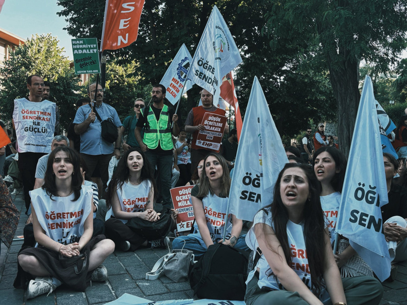 Bakan Tekin 'Şikayet yok' dedi, 'TIR yetmez' yanıtı geldi! Açlık grevindeki öğretmenler hakkında ilk açıklama - Resim : 1