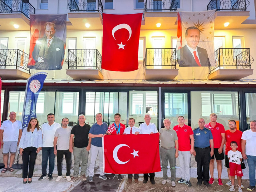 Dalaman'a iner inmez omuzlara aldılar - Resim : 1