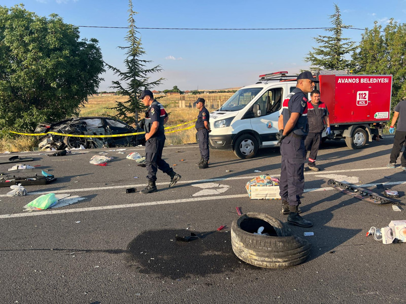 Almanya'dan Kayseri'ye gidiyorlardı! Feci kazada 3 kişi hayatını kaybetti - Resim : 7