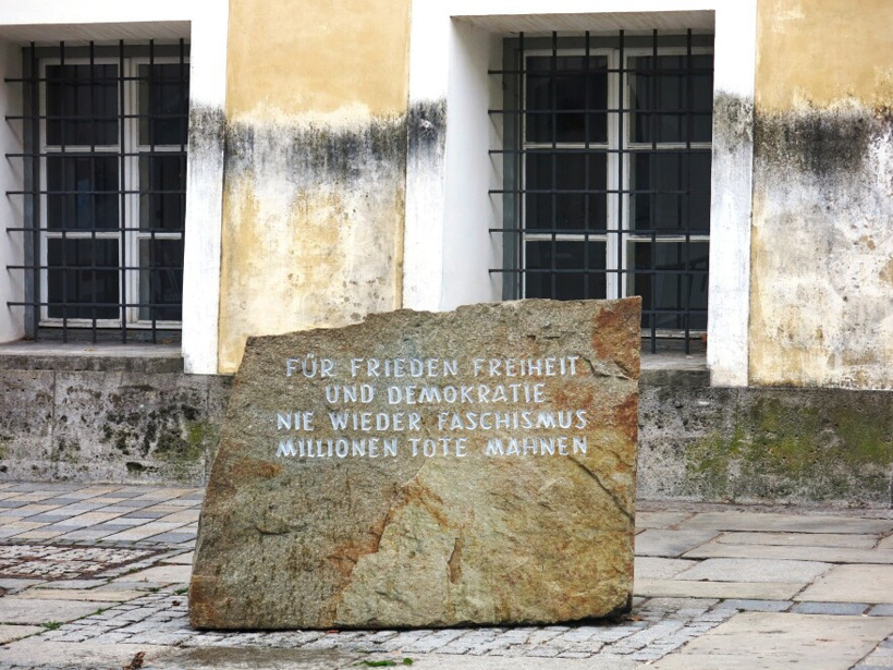 Hitler'in doğduğu ev polis karakolu oldu - Resim : 3