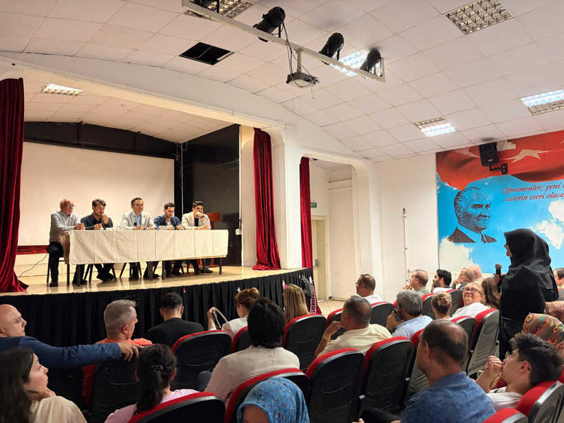MEB'den "tamamı kullanılmadı" savunması: Devlet okulunu parti binasına dönüştürmüşlerdi - Resim : 1