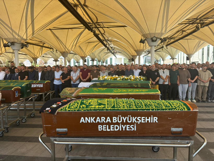 HSK başmüfettişinin acı günü: Diş hekimliği kazanan kızı feci kazada öldü - Resim : 1