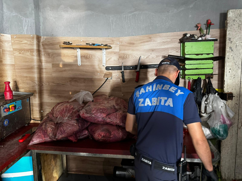 500 kilo et ve ciğer imha edildi! - Resim : 1