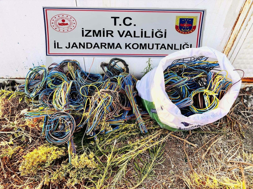 İnşaatta suçüstü yakalanan 3 kablo hırsızı tutuklandı - Resim : 1